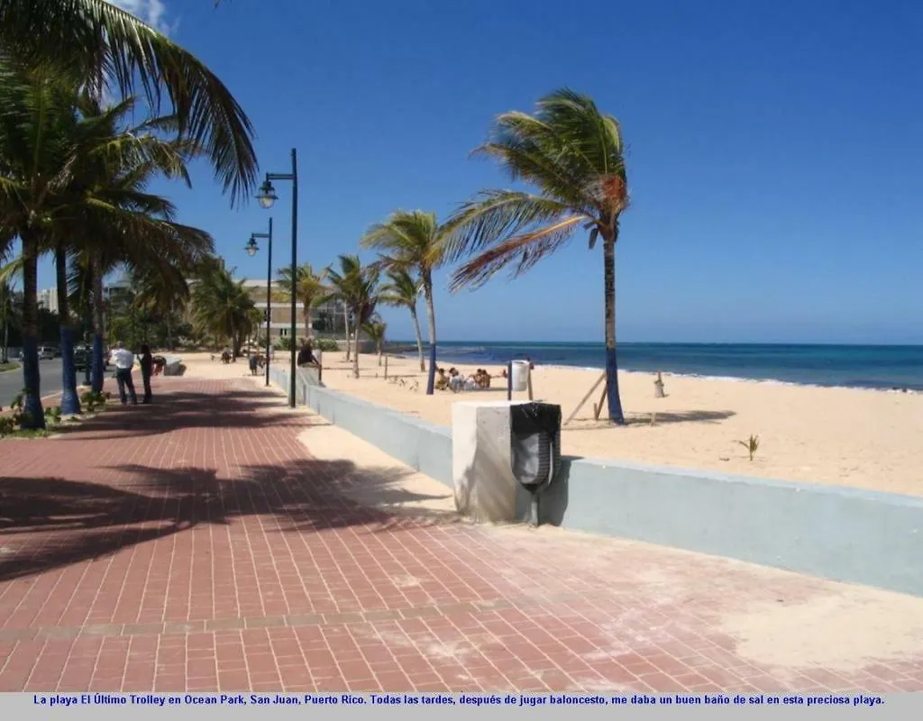 Ocean Park Beach Apartment San Juan